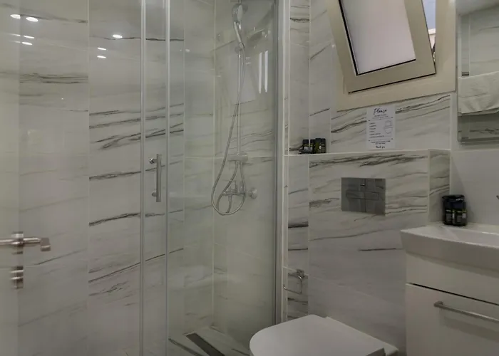 Avyra Residences Amorosa Polis