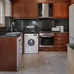 Avyra Residences Amorosa Villa *