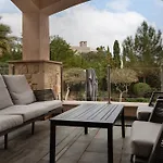 Villa Avyra Residences Amorosa