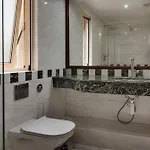 Villa Avyra Residences Amorosa