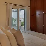 Avyra Residences Amorosa Polis