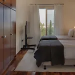 Avyra Residences Amorosa * Polis