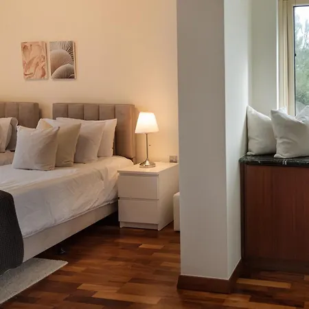 Avyra Residences Amorosa Villa