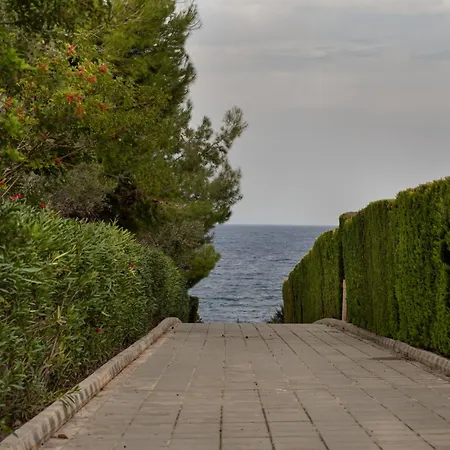 Villa Avyra Residences Amorosa