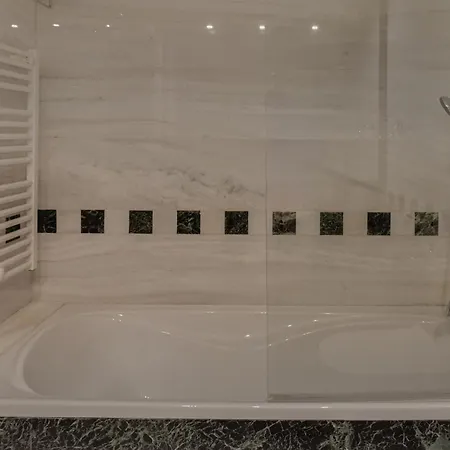 Avyra Residences Amorosa