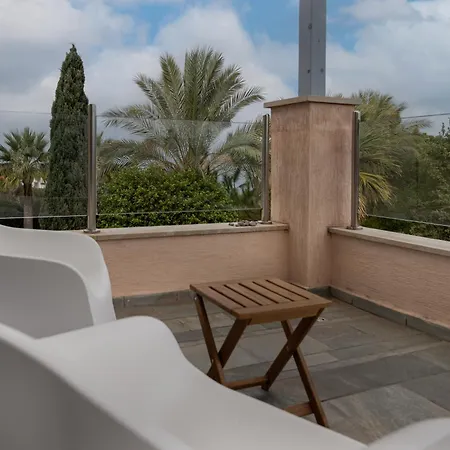 Avyra Residences Amorosa Vila