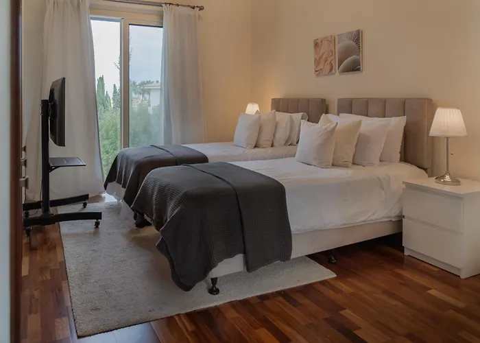 Avyra Residences Amorosa *