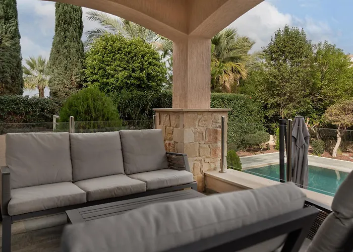 Avyra Residences Amorosa